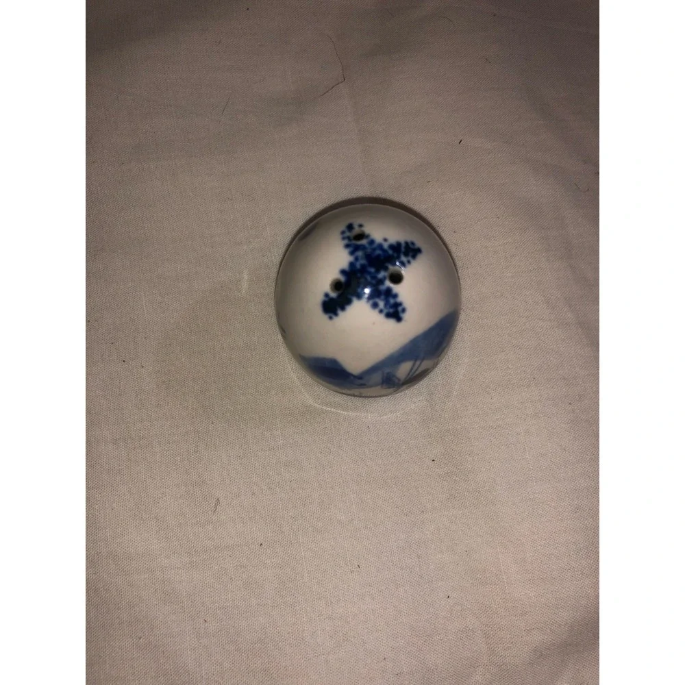 Delft Blue Ceramic Egg Salt and Pepper Shakers Windmill Floral Blue White 2in